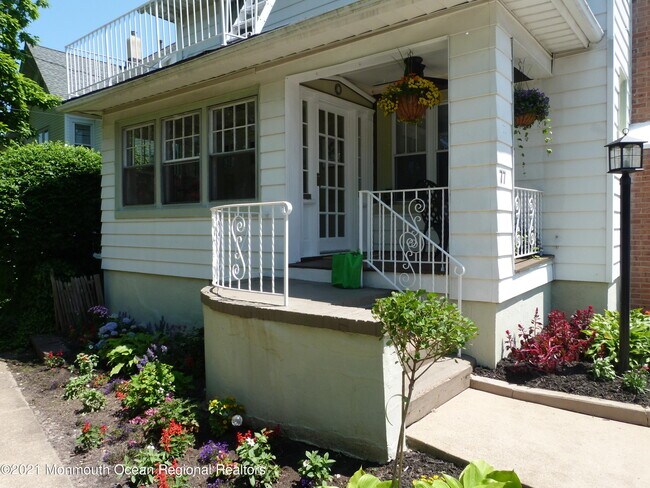 Foto del edificio - 77 Asbury Ave