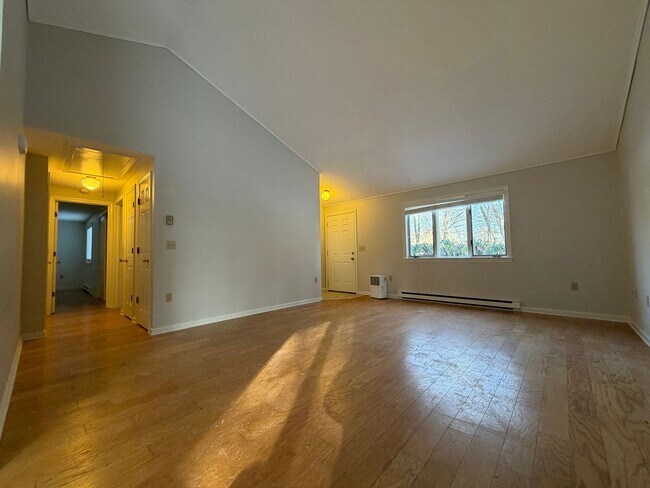 Foto del edificio - 9-11 Oakview Dr