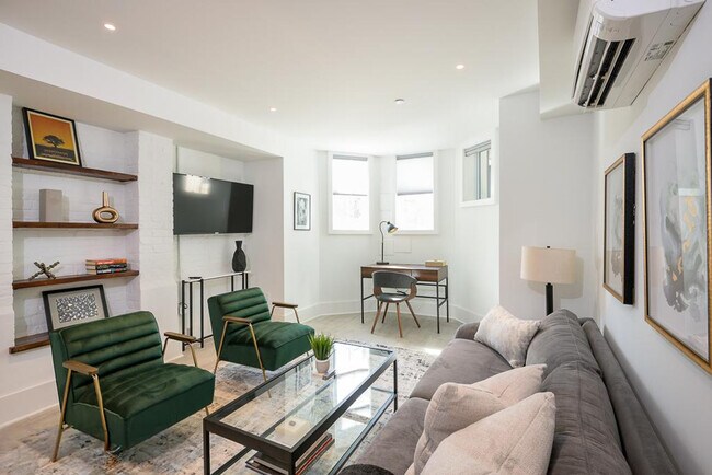 Foto del edificio - 1936 Calvert St NW