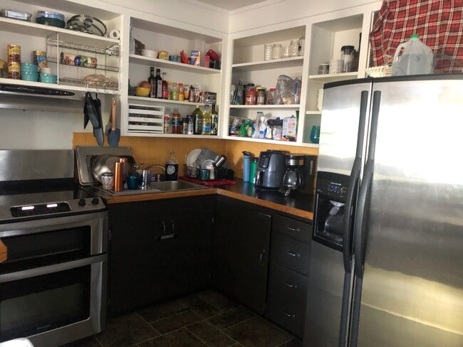 Foto del edificio - 1010 NW Fisk St