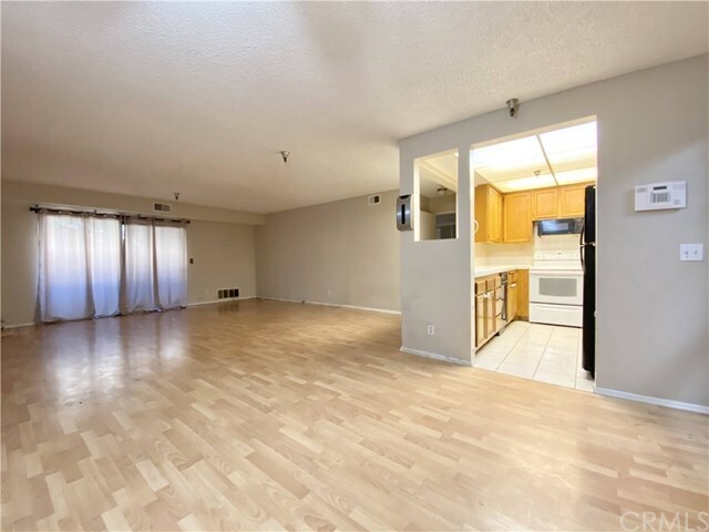 Foto del edificio - 4142 E Mendez St