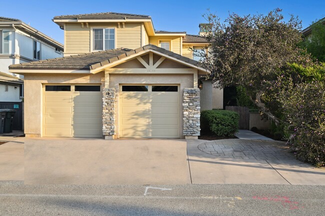 Building Photo - 5032 Amalfi Way
