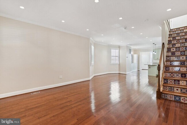 Foto del edificio - 908 Longfellow St NW