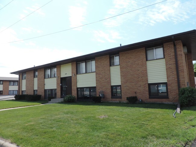 Montclair Apartments - 213 13th St SW