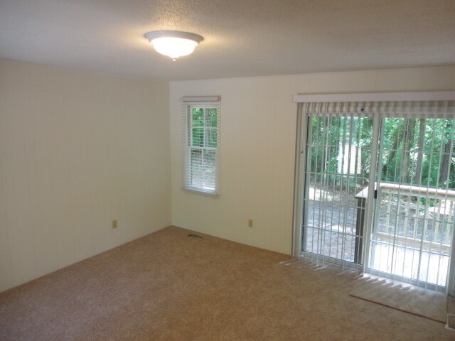 Foto del edificio - Ranch style house in Garner! Spacious Yard...
