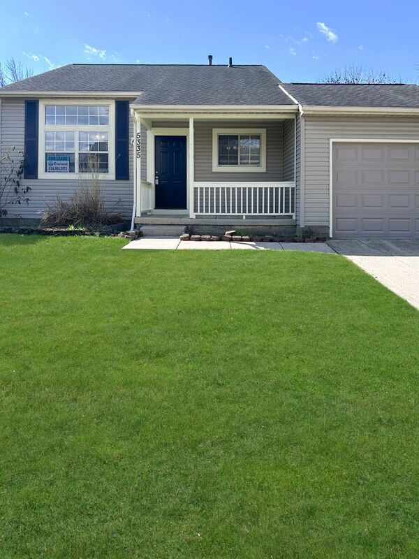 Foto principal - 5335 Cherry Bud Ct