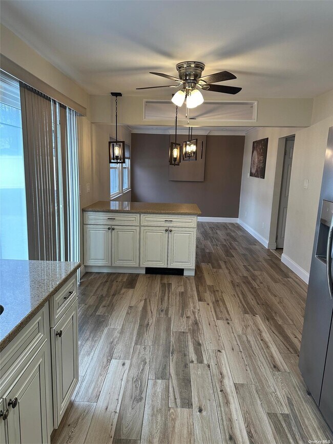 4 Hale Ln, Coram, NY 11727 House Rental in Coram, NY