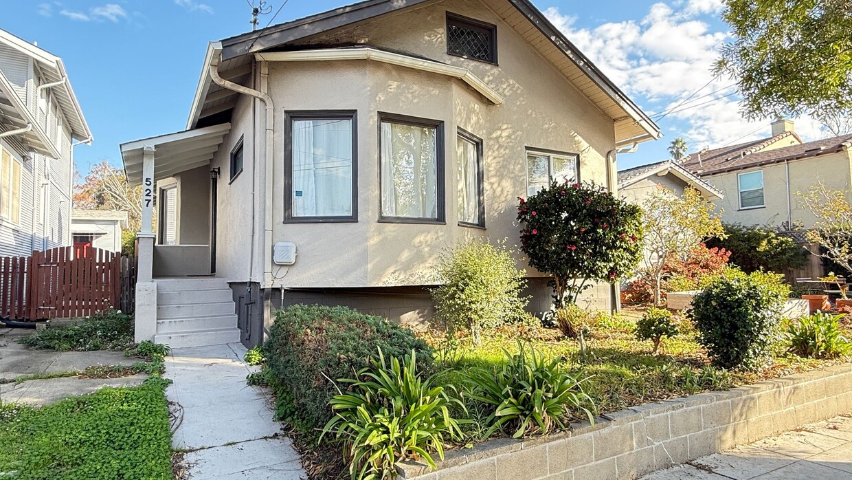 Foto principal - Awesome California Bungalow in Albany