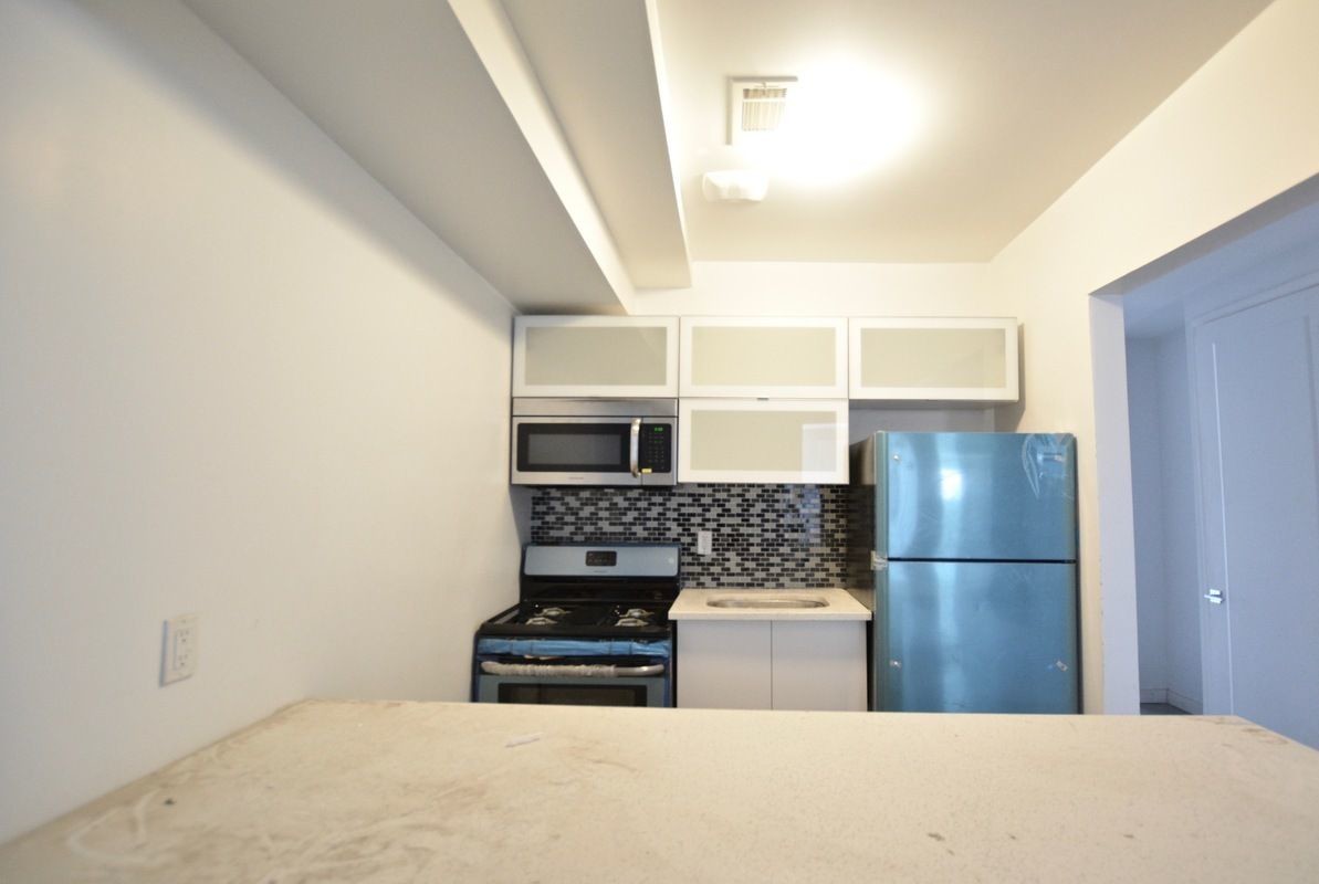 Foto principal - 1106 Halsey St
