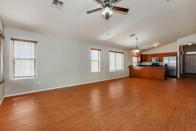 Foto del edificio - 38141 N Rusty Ln