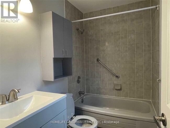 Photo du bâtiment - 2 Gibbon Dr