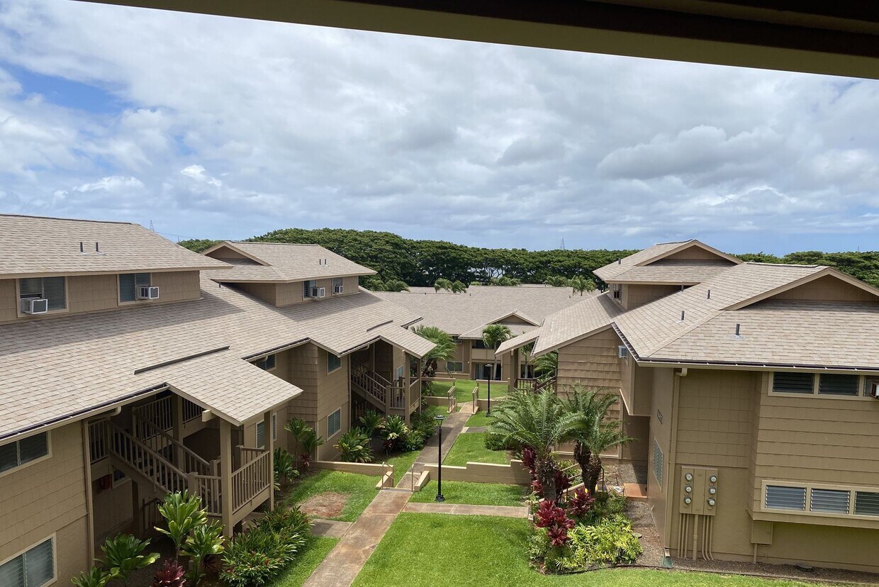 Primary Photo - 2nd Floor Corner Townhouse at Waiau Garden...