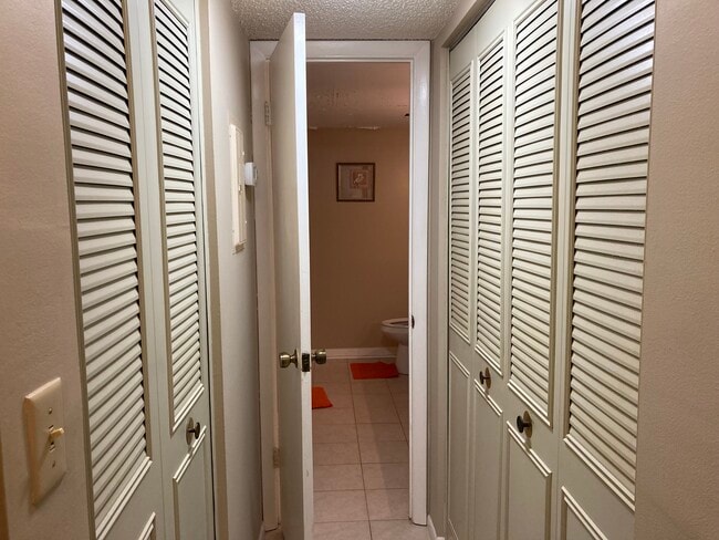 Building Photo - 14111 Mossy Glen Ln
