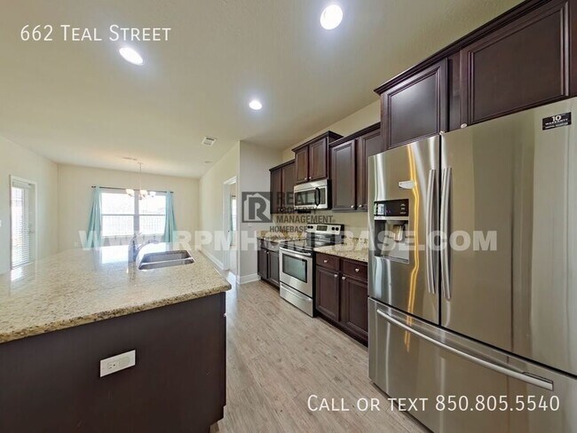 Foto del edificio - 662 Teal St