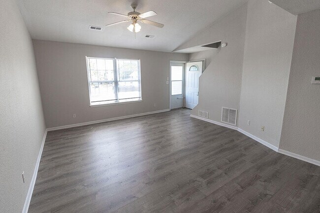 Foto del edificio - 1507 Riva Ridge Ct