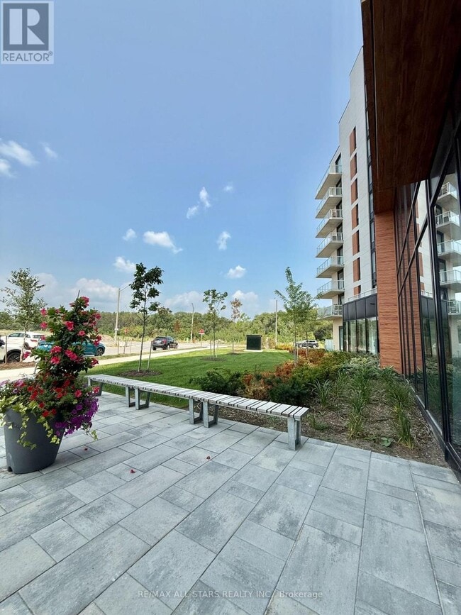 Building Photo - 6-116 David Eyer Rd
