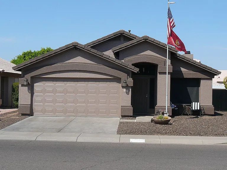 Foto principal - 17424 N 2nd Ave