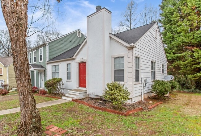 Building Photo - 1047 Plantation Way