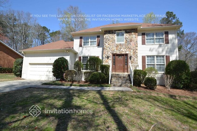 Building Photo - 2498 Quentin Dr