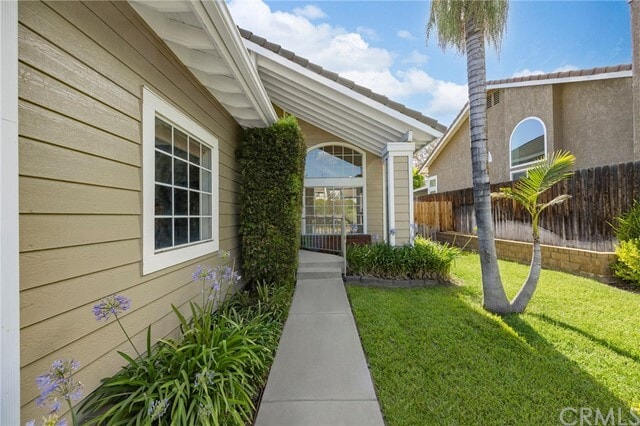 Building Photo - 6718 Vanderbilt Pl