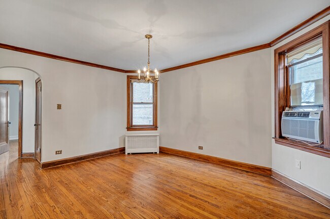 Building Photo - 5136 N Central Park Ave