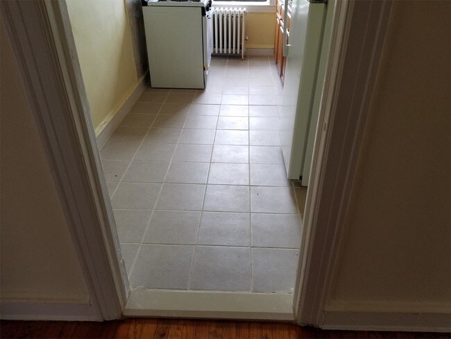 Building Photo - 9506 99th Ave