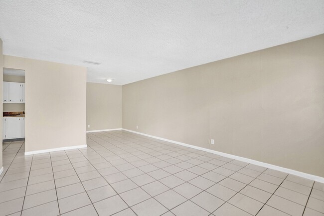 Building Photo - 5312 NW 24th St