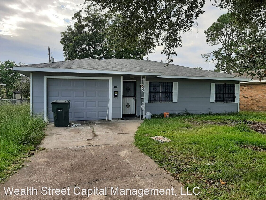 2 br, 1 bath House 5112 15th s House Rental in Port Arthur, TX