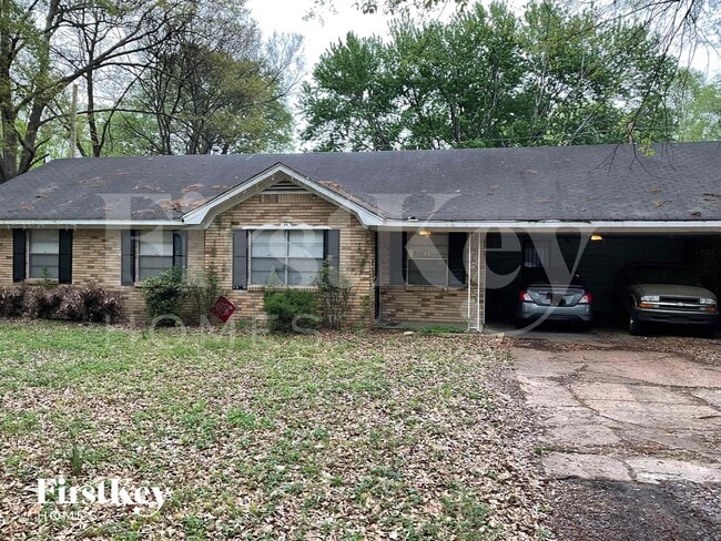 Building Photo - 1928 Croydon Ave