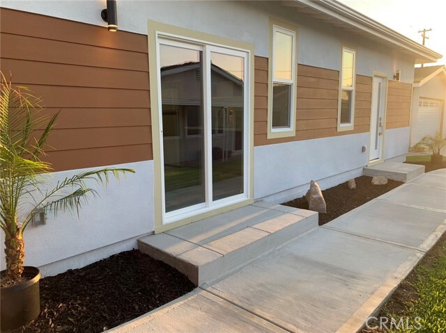 Foto del edificio - 2316 E Larkwood St