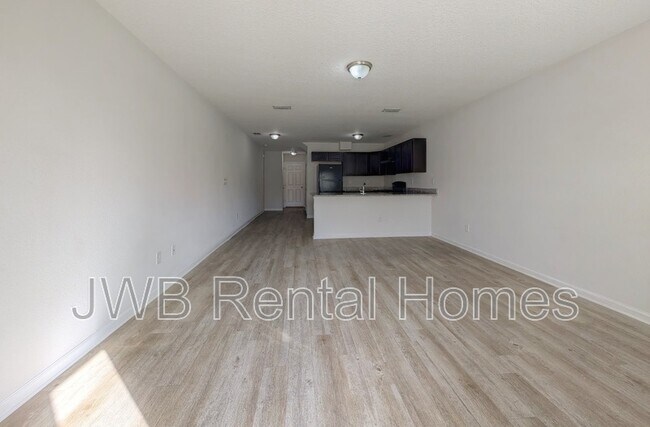 Building Photo - 8476 McGirts Village Ln