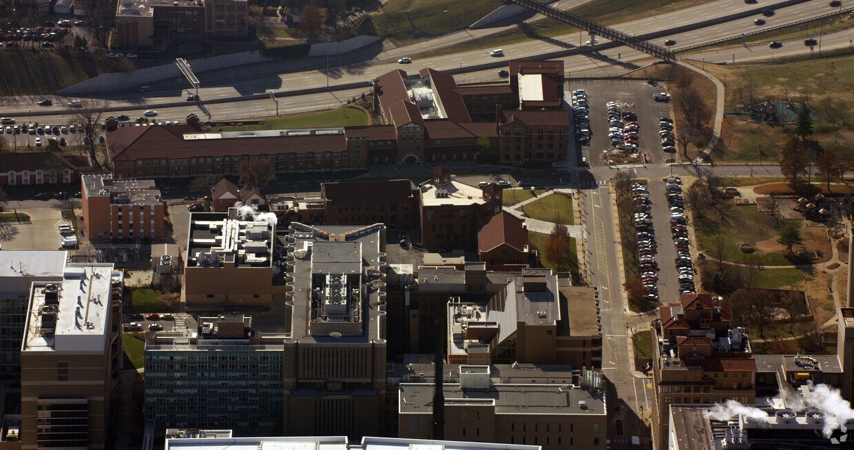 The Core Apartments Apartments in Saint Louis, MO