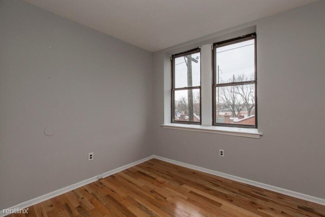 Building Photo - 7057 Cresheim Rd