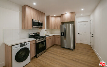 Building Photo - 5729 Carlton Way