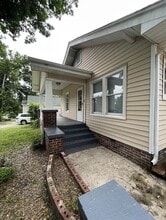 Building Photo - 921 Foushee St