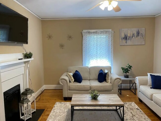 Foto del edificio - 314 Hillandale St NE