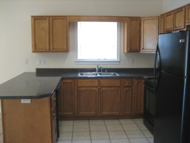 Building Photo - 106B Northview Ave
