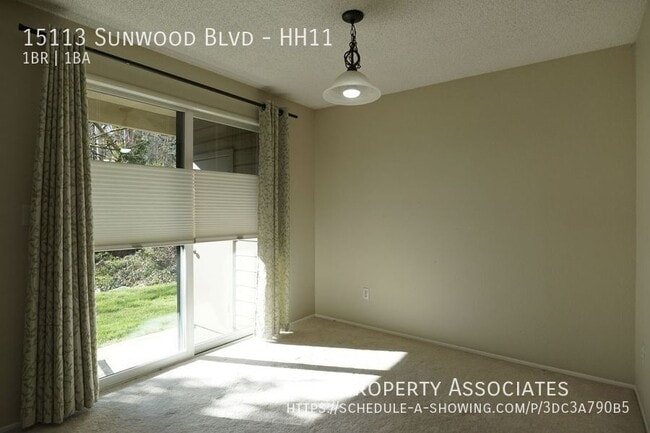 Foto del edificio - 15113 Sunwood Blvd