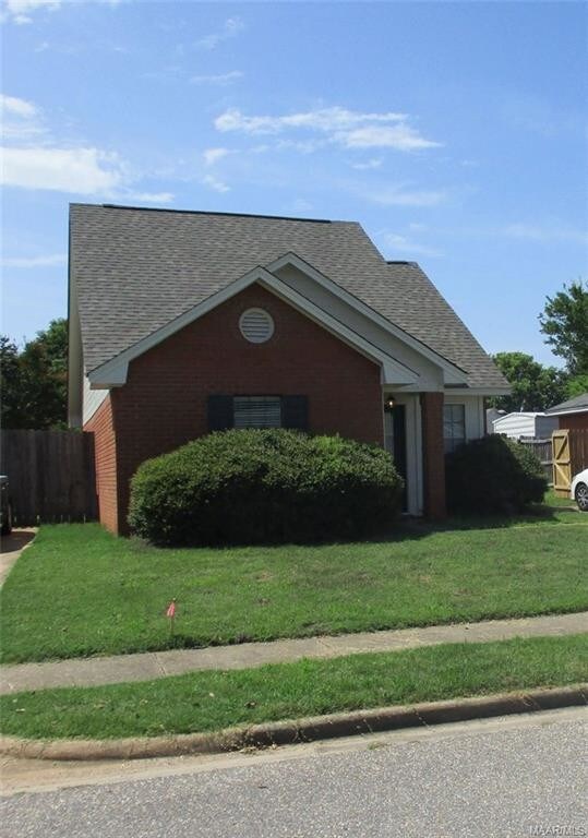 Foto del edificio - 233 Hambleton Rd