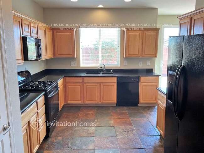 Building Photo - 11605 Castle Cave Ct