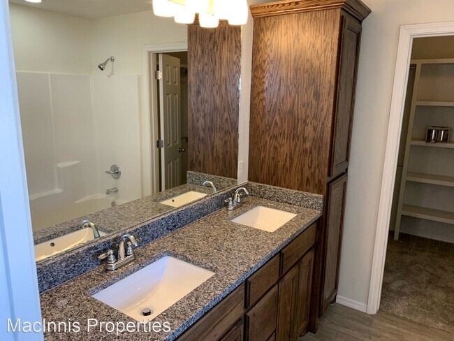 Building Photo - 3 br, 2 bath House - 6904 Mercury Tr