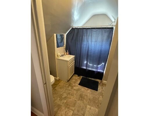 Foto del edificio - 429 Furnace Brook Pkwy