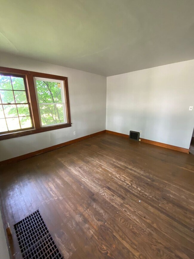 Foto del edificio - 1424 W State Blvd