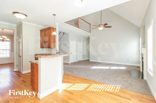 Foto del edificio - 156 Hazelwood Ct