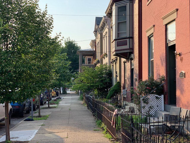 Primary Photo - 927 Washington Ave