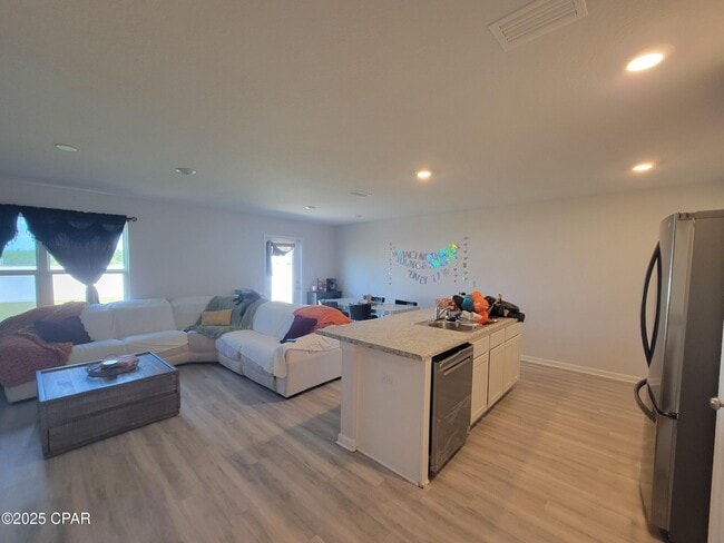 Building Photo - 6417 Bellavia Ln