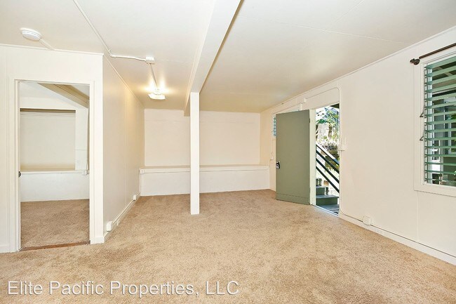 Building Photo - 1709 Pensacola St