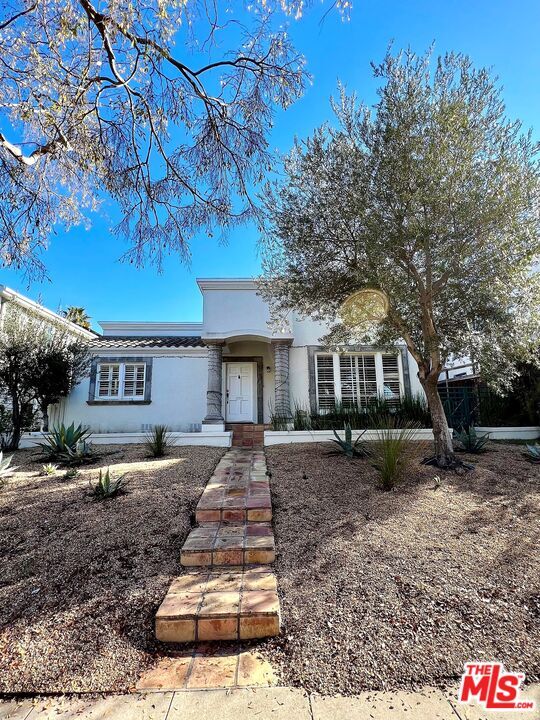 Foto principal - 1812 Marine St