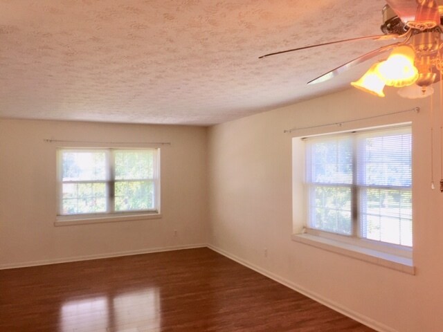 Building Photo - 356 El Conquistador Pl
