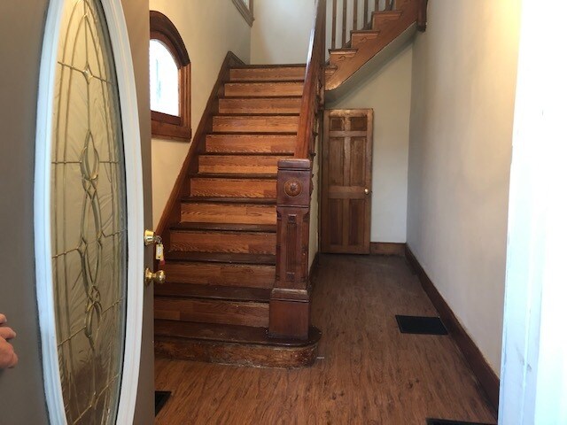 Photo - 2538 Ingleside Ave Apartments